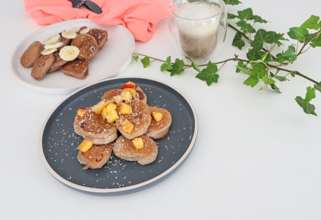 Pancakes à la banane et au cacao